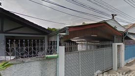 4 Bedroom House for sale in Chan Kasem, Bangkok near MRT Chankasem