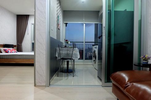 1 Bedroom Condo for sale in Life Ratchadapisek, Huai Khwang, Bangkok near MRT Huai Khwang