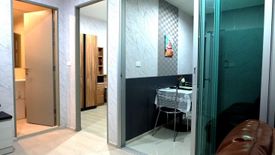 1 Bedroom Condo for sale in Life Ratchadapisek, Huai Khwang, Bangkok near MRT Huai Khwang