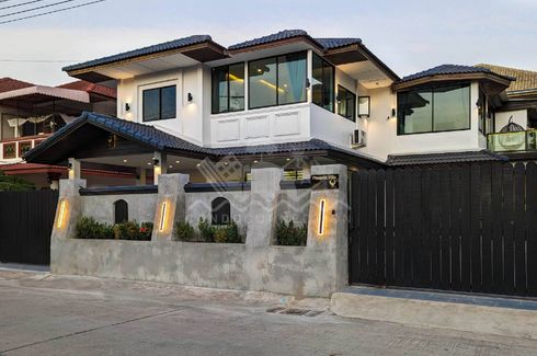 7 Bedroom Villa for sale in Eakmongkol Village 2, Nong Prue, Chonburi