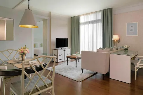 1 Bedroom Condo for rent in Oriental Residence, Lumpini, Bangkok near BTS Ploen Chit