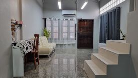 3 Bedroom Townhouse for sale in Sam Sen Nok, Bangkok near MRT Phawana