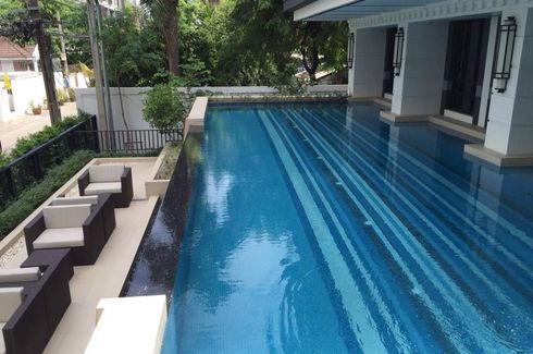 Condo for rent in Maestro 02 Ruamrudee, Lumpini, Bangkok near BTS Ploen Chit