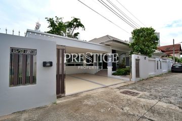 3 Bedroom House for sale in Na Kluea, Chonburi