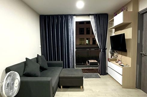 2 Bedroom Condo for rent in Sam Sen Nai, Bangkok