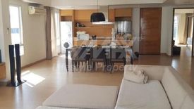 3 Bedroom Condo for rent in Viscaya Private Residences, Khlong Tan Nuea, Bangkok