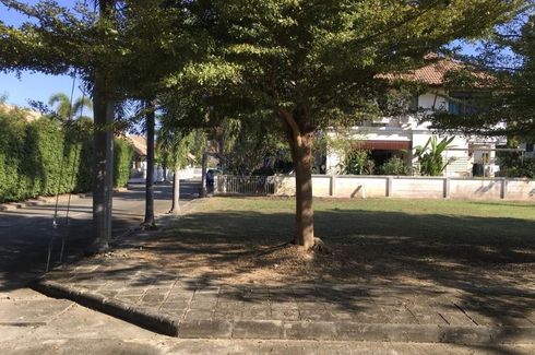 Land for sale in Ban Waen, Chiang Mai