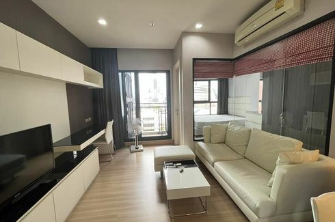 1 Bedroom Condo for rent in Urbano Absolute Sathon - Taksin, Khlong Ton Sai, Bangkok near BTS Krung Thon Buri