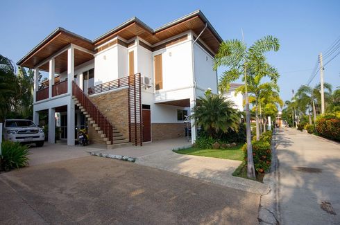 4 Bedroom Villa for sale in Nong Kae, Prachuap Khiri Khan