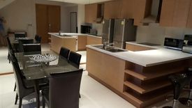 1 Bedroom Condo for rent in The Emporio Place, Khlong Tan, Bangkok near BTS Phrom Phong