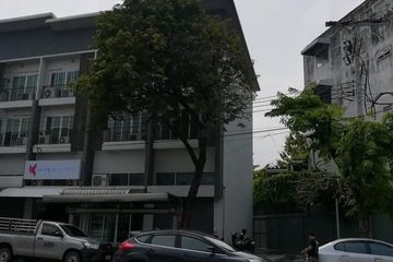 2 Bedroom House for sale in Lat Phrao, Bangkok