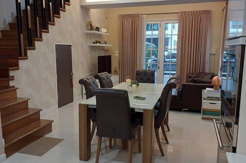 3 Bedroom House for sale in Bless Town Sukhumvit 50, Phra Khanong, Bangkok near BTS On Nut