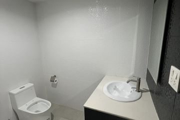 4 Bedroom Office for rent in Phra Khanong, Bangkok near BTS Ekkamai