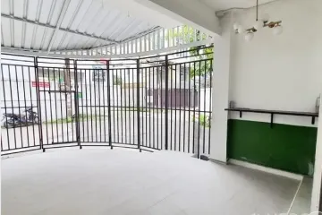 4 Bedroom Warehouse / Factory for rent in Phra Khanong Nuea, Bangkok near BTS Ekkamai