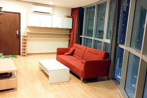 1 Bedroom Condo for rent in Le Luk Condominium, Phra Khanong Nuea, Bangkok near BTS Phra Khanong
