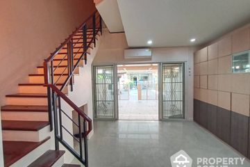 3 Bedroom Townhouse for sale in Chong Nonsi, Bangkok