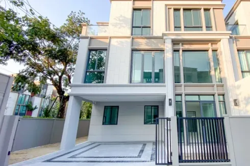 2 Bedroom Townhouse for rent in Baan Klang Muang CLASSE Sukhumvit 77, Suan Luang, Bangkok