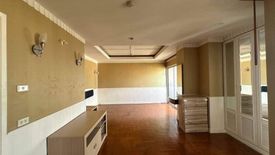 4 Bedroom Condo for sale in Baan Kasemsan 1, Wang Mai, Bangkok near BTS National Stadium