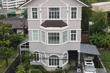 4 Bedroom House for sale in Khlong Toei, Bangkok near BTS Nana