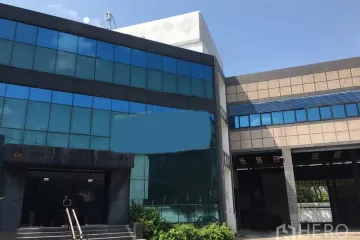 Warehouse / Factory for Sale or Rent in Hua Mak, Bangkok near MRT Lam Sali