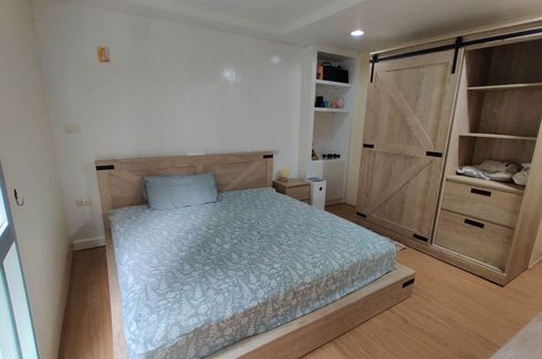 2 Bedroom Condo for rent in Chong Nonsi, Bangkok