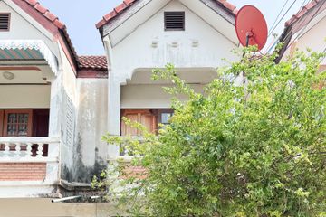 3 Bedroom Townhouse for sale in Loet Ubon 2 Village, Tha Raeng, Bangkok