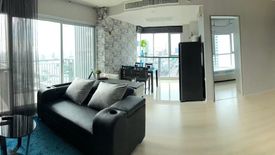 2 Bedroom Condo for rent in Life Ratchadapisek, Huai Khwang, Bangkok near MRT Huai Khwang