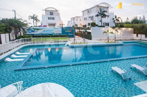 3 Bedroom Condo for sale in La Royale Beach, Nong Prue, Chonburi