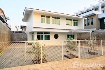 3 Bedroom House for rent in Khlong Chan, Bangkok