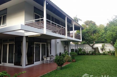 3 Bedroom House for rent in Khlong Tan Nuea, Bangkok