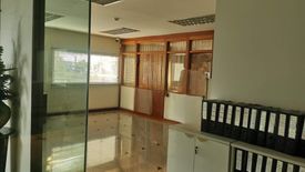 Office for rent in Khan Na Yao, Bangkok near MRT Nopparat