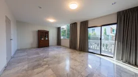 3 Bedroom Townhouse for rent in Yan Nawa, Bangkok