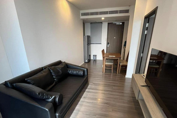 1 Bedroom Condo for rent in Whizdom Essence, Bang Chak, Bangkok near BTS Punnawithi