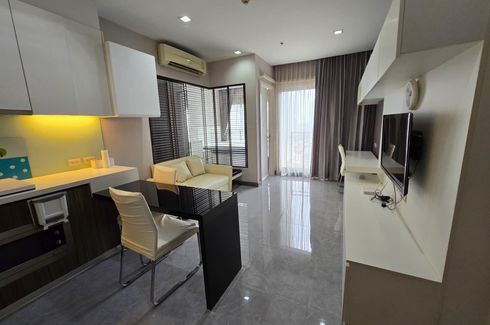 1 Bedroom Condo for rent in Urbano Absolute Sathon - Taksin, Khlong Ton Sai, Bangkok near BTS Krung Thon Buri