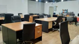 Office for sale in Sukhumvit Suite, Khlong Toei Nuea, Bangkok near BTS Nana