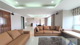3 Bedroom Condo for rent in The Oleander, Khlong Toei Nuea, Bangkok near BTS Nana