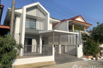 3 Bedroom Townhouse for sale in Thipmanee, Bang Luang, Pathum Thani