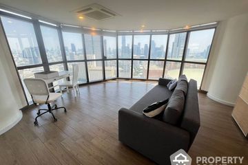 3 Bedroom Condo for rent in Nusa State Tower Condominium, Silom, Bangkok near BTS Surasak