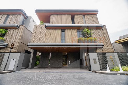4 Bedroom House for sale in Phlapphla, Bangkok