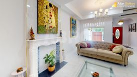 4 Bedroom Townhouse for sale in Nong Prue, Chonburi