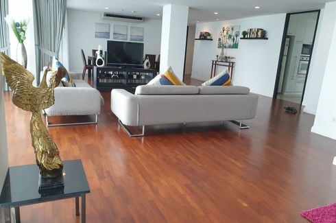 4 Bedroom Condo for rent in Sathorn Gallery Residences, Silom, Bangkok near BTS Surasak