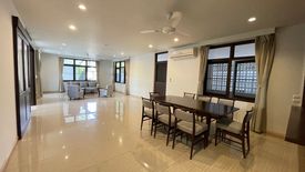 3 Bedroom House for rent in Khlong Toei Nuea, Bangkok near MRT Sukhumvit