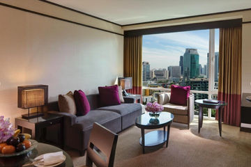 1 Bedroom Apartment for rent in Conrad Bangkok, Langsuan, Bangkok near BTS Ploen Chit