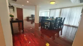 3 Bedroom Apartment for rent in Sathorn Gallery Residences, Silom, Bangkok near BTS Surasak