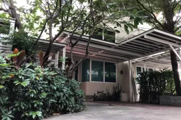 4 Bedroom House for rent in Baan Apiram Compound, Khlong Tan Nuea, Bangkok