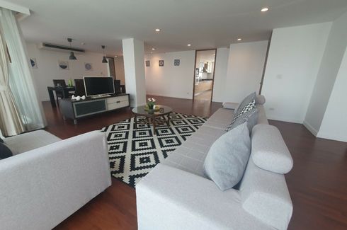 4 Bedroom Apartment for rent in Sathorn Gallery Residences, Silom, Bangkok near BTS Surasak