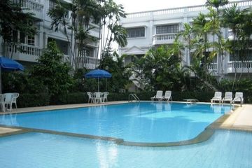 3 Bedroom Condo for rent in Prompak Gardens, Khlong Tan Nuea, Bangkok near BTS Phrom Phong