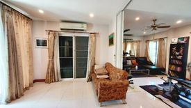 4 Bedroom House for sale in Dokmai, Bangkok