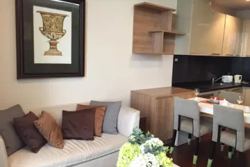 1 Bedroom Condo for sale in The Diplomat Sathorn, Silom, Bangkok near BTS Surasak