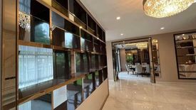 5 Bedroom House for sale in Grand Bangkok Boulevard Rama 9, Saphan Sung, Bangkok